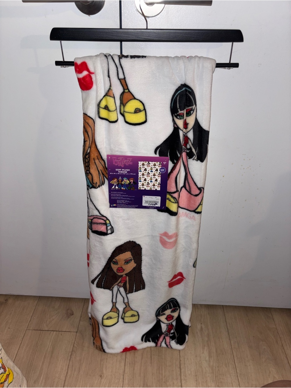 Bratz Plush Throw Blanket - White with Multicolor Character Print